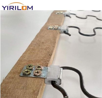 Clipe de mola de sofá com 4 furos e revestimento de zinco com cobertura plástica parcial para reparo de móveis No-Sag